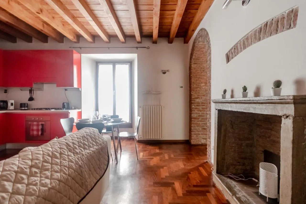 Favoloso Rustico Nel Cuore Di Brera Milan Italy